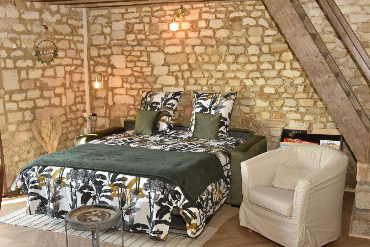 Maisonnette Du Bonheur - Vue Campagne - Baignoire Balneo 32 Jets - Lits Queen Size Vadencourt  Ngoại thất bức ảnh