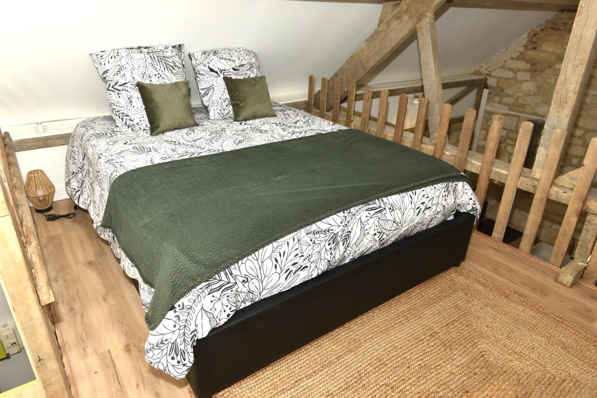 Maisonnette Du Bonheur - Vue Campagne - Baignoire Balneo 32 Jets - Lits Queen Size Vadencourt  Ngoại thất bức ảnh